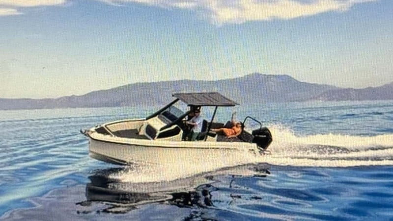 Lake Como Boat tour share- prosecco and winter cover - Why a boat is the right way to see Lake Como