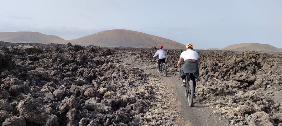 Lanzarote E-Bike Tour: Volcano Craters & Scenic Vineyards - Why this ride shows you a different Lanzarote