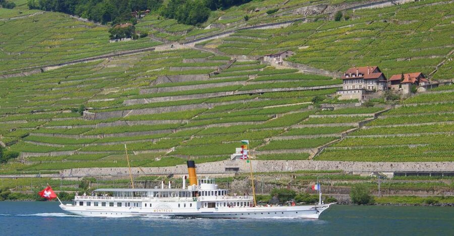 Lausanne: 2-Hour Lake Geneva Cruise Along Lavaux Vineyards - What the two hours feel like