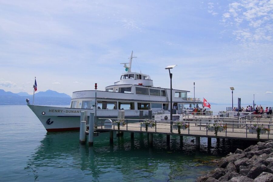 Lausanne: 2-Hour Lake Geneva Cruise Along Lavaux Vineyards - Leaving Lausanne from Ouchy