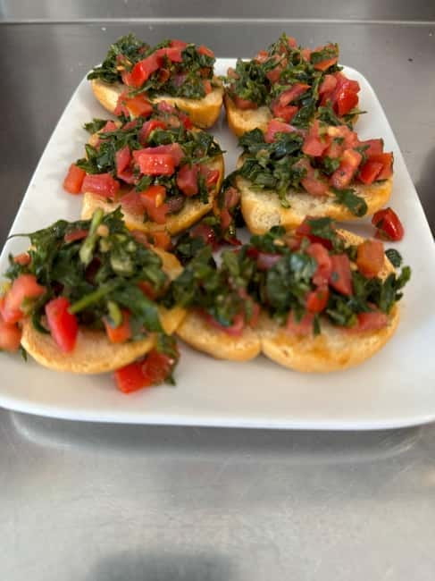 Lecce: Guided Street Food Walking Tour with Food and Wine - The guides are a major part of the value