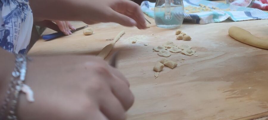 Lecce: Pasta Making Class in 1400s-Era Courtyard with Wine - Making orecchiette by hand