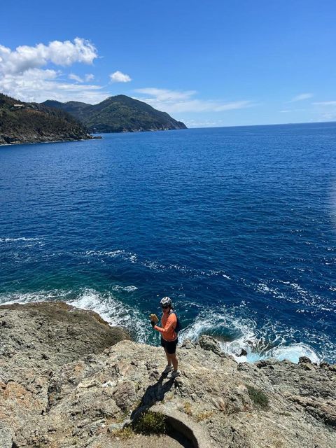 Levanto: Guided E-Bike Tour in Framura with Wine & Focaccia - What $100 buys you