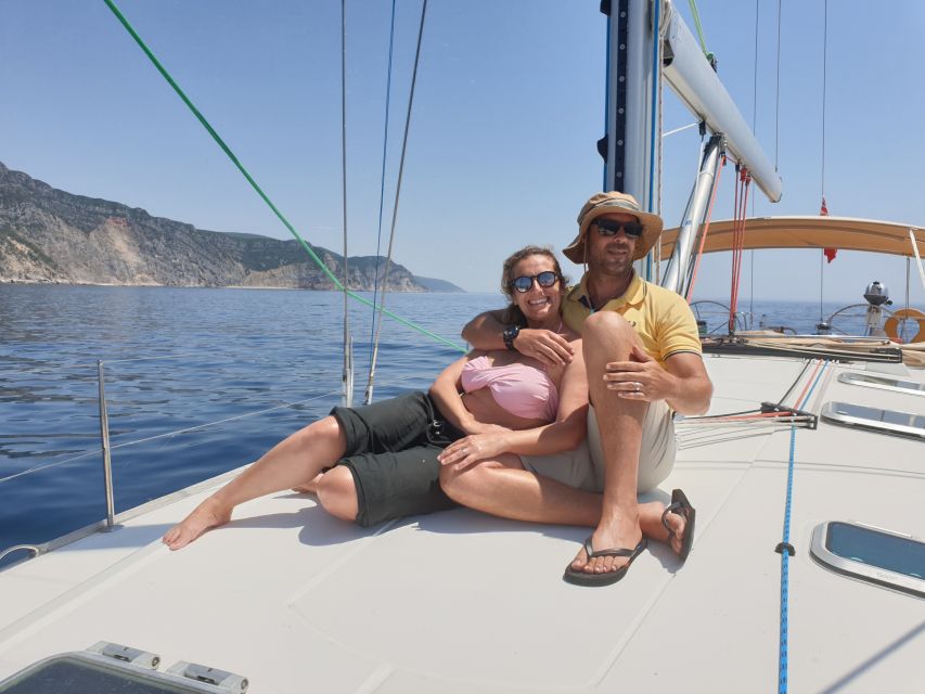 Lisbon: Champagne Sailing Tours - Taking the wheel under sail