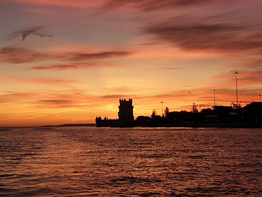 Lisbon: Champagne Sailing Tours - Choosing the best departure time