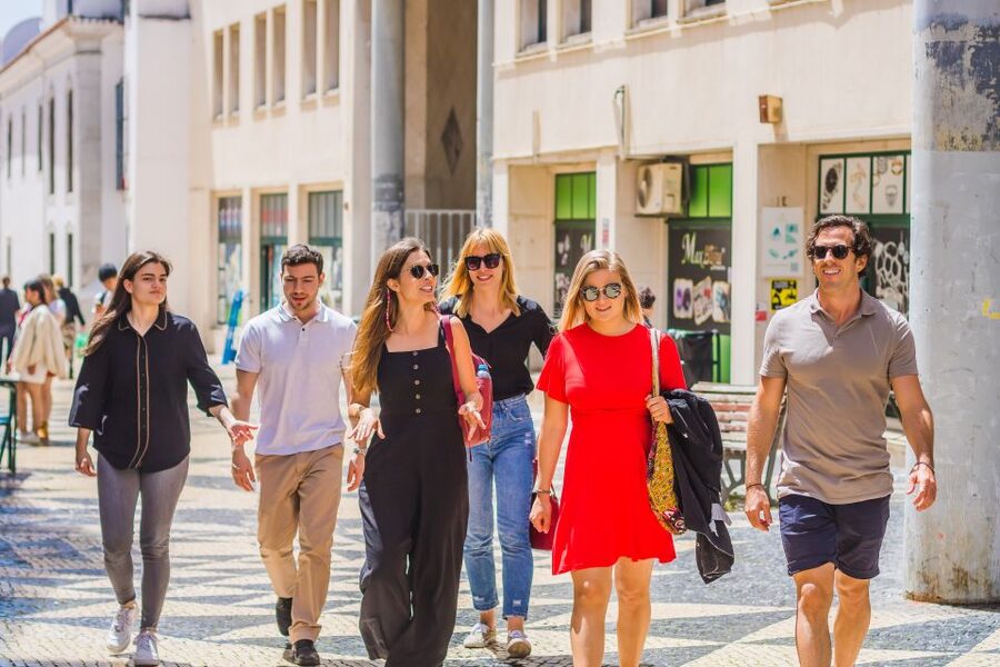 Lisbon: Guided Food and Wine Tasting Tour - Starting with ginjinha in Restauradores