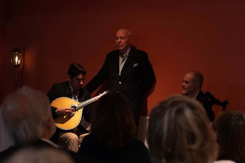 Lisbon: Live Fado Show with Port Wine at Lisboa em Fado - What happens during the 50-minute program