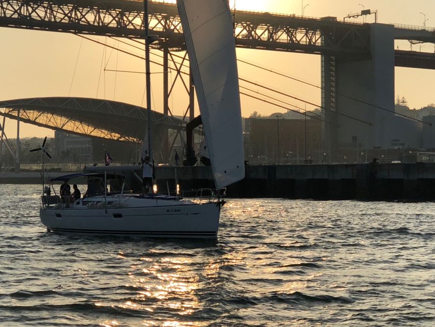 Lisbon: Private Sunset Sailing Tour with Champagne - Crossing toward the south bank