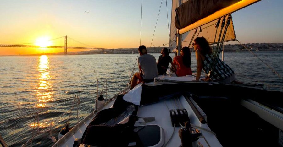 Lisbon: Sailing Tour with Wine and Snacks - Christ the King and the Scale of the River