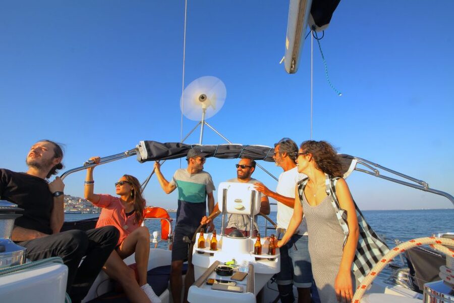 Lisbon: Sailing Tour with Wine and Snacks - What You Get to Eat and Drink