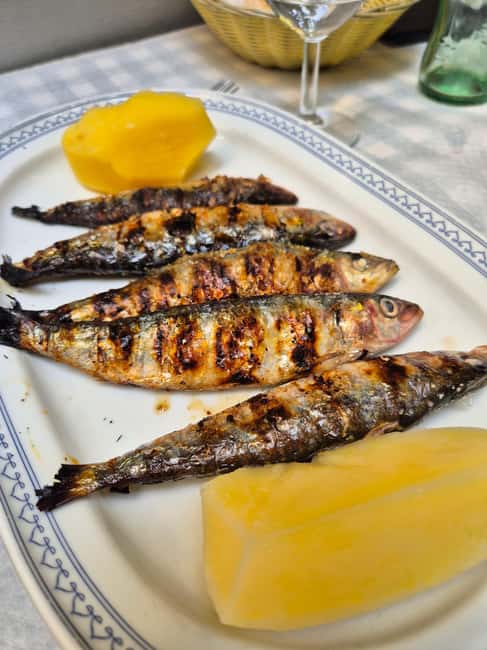 Lisbon Small-Group Food & Wine Tour Eat & Drink like a Local - Key points at a glance