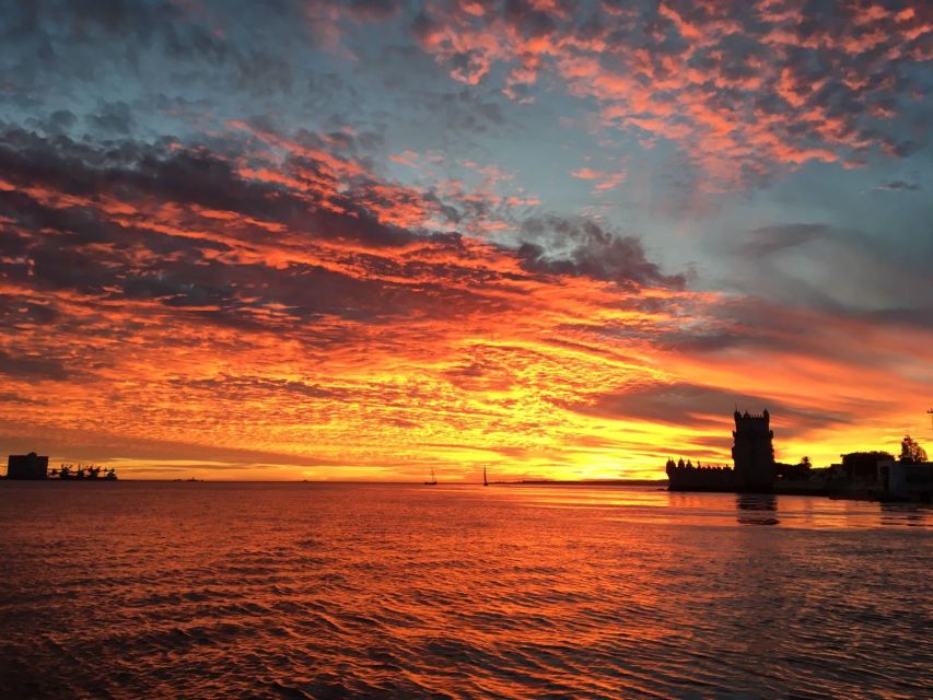 Lisbon: Sunset Sailing with Portuguese Wine and History - Who will enjoy this sunset sail?