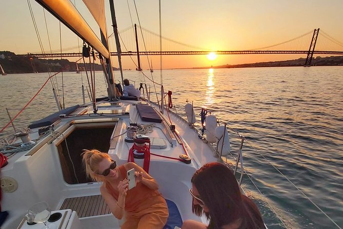 Lisbon Sunset Sailing with Portuguese Wine and History - A two-hour introduction to Lisbon from the water