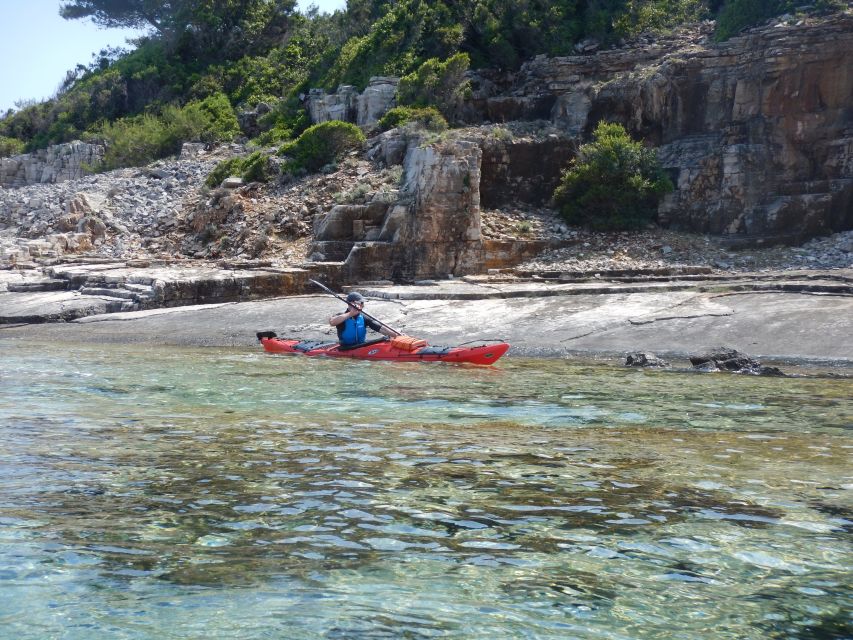Lumbarda: Half-Day Kayaking and History with Wine delight - What to bring for comfort