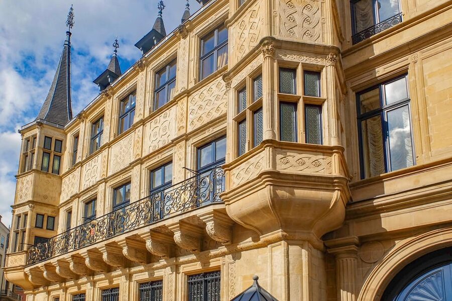 Luxembourg City: Walking Tour with Optional Wine Tastings - Clairefontaine Square and the first wine tasting
