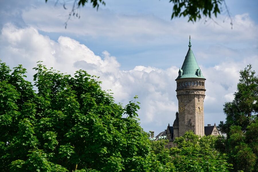 Luxembourg City: Walking Tour with Optional Wine Tastings - Saint-Esprit and Constitution Square