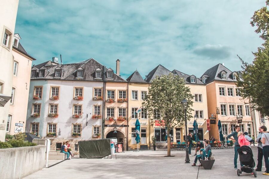 Luxembourg City: Walking Tour with Optional Wine Tastings - Meeting at Place d’Armes
