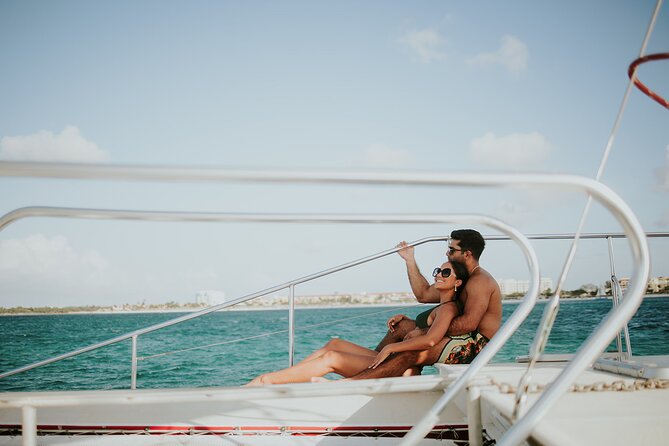 Luxury Champagne and Lobster Sail to Boca Catalina - Practical ways to make the morning better