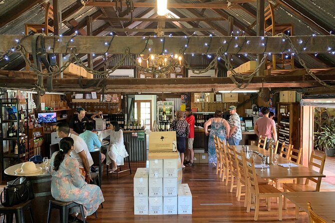 Luxury Hunter Valley Wildlife & Wine Tasting Tour from Sydney - Lunch with Hunter Valley views