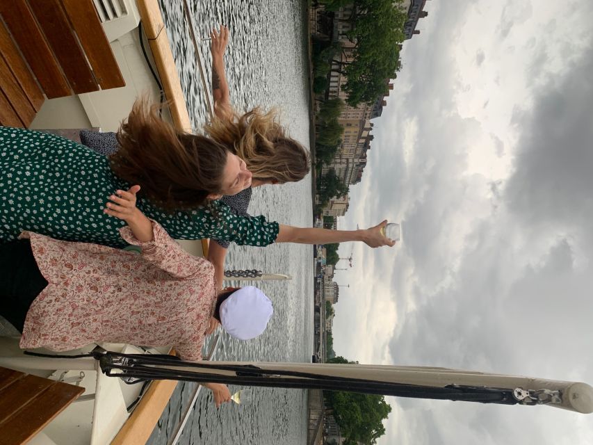 Lyon: City Cruise with Charcuterie, Cheese, and Wine - What this Lyon cruise is really like