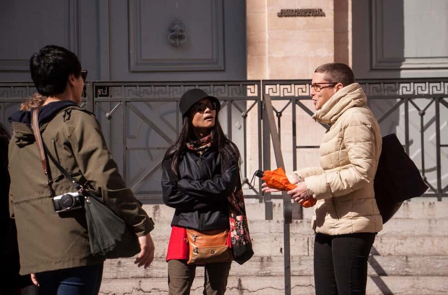 Lyon: Old Town Food Tour with 6 French Food Tastings & Wine - A seasonal hot dish with traditional flavor