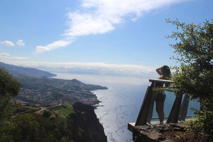 Madeira: Vineyard Tour w/ Wine Tasting & Skywalk - Cabo Girão and the 580-meter drop