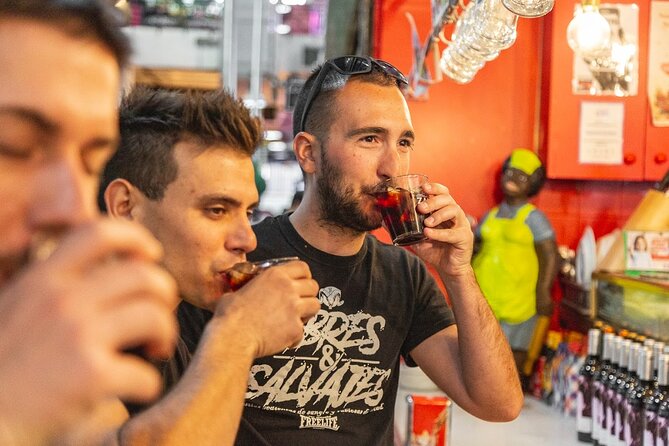 Madrid Historic Centre Food Tour with Authentic Tapas & Wines - Key things to know before booking