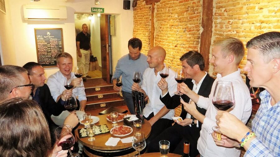 Madrid: Iberico Ham and Spanish Wine Small-Group Food Tour - Booking, cancellation and practical details