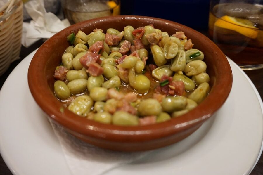 Malaga: Flamenco, Tapas, and Wine Tour - The flamenco finish