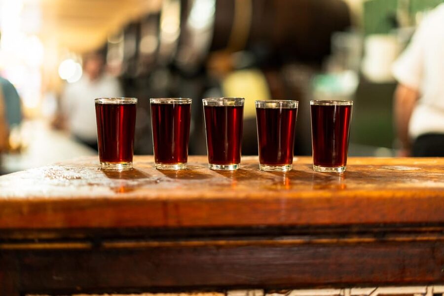 Malaga: Wine and Tapas Tour with Tastings and Drinks - Why this is a useful first-night tour in Malaga
