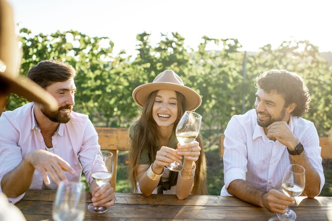 Margaret River Wine, Brewery & Distillery Tour with Lunch - The guide can make or break the bus ride