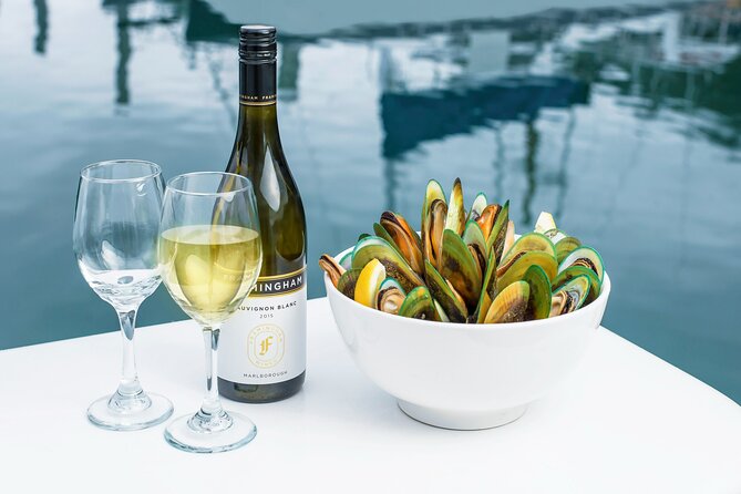 Marlborough Icons Tour - Wine tasting + Cruise - Lunch and the turn toward the Marlborough Sounds