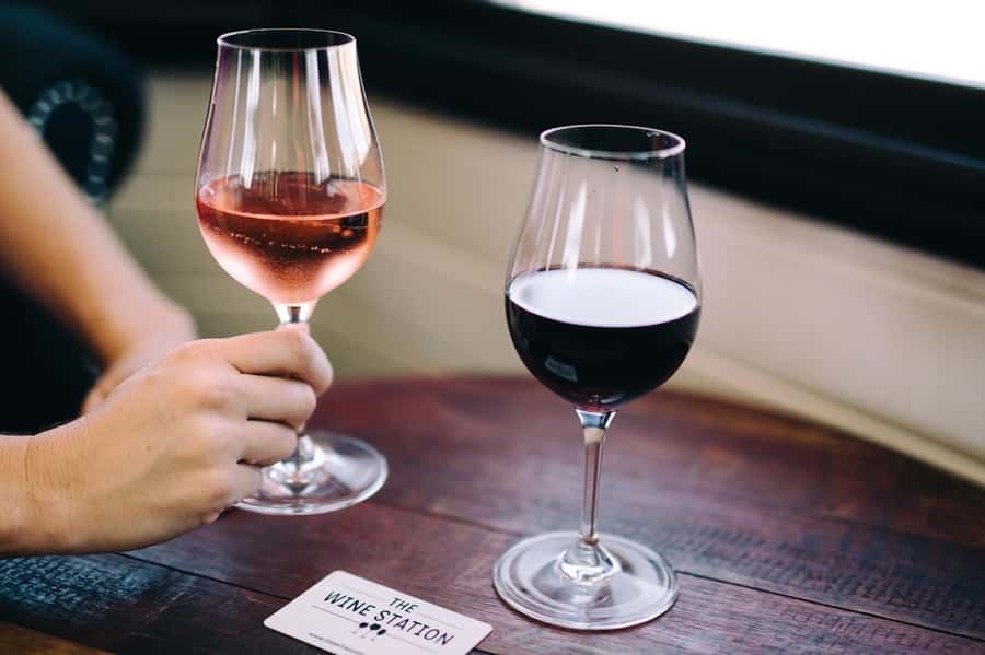 Marlborough: Wineries Visit and Tasting Session - Cancellation and booking flexibility