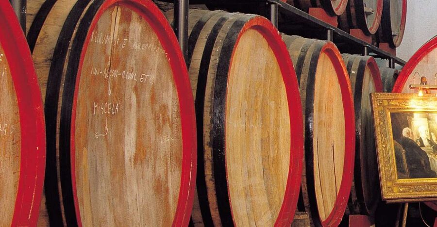 Marsala: Winery Tour with Wine Tasting and Local Products - Silvia and the personal side of the visit