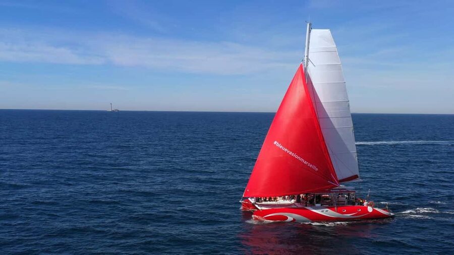 Marseille : Calanques Catamaran Cruise with Lunch & Wine - Who will enjoy this boat day