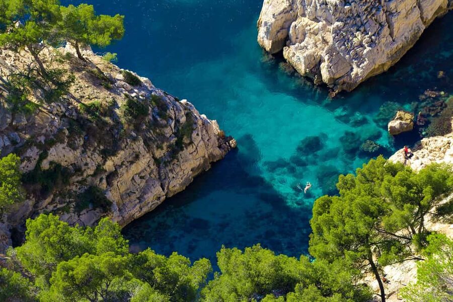 Marseille : Calanques Catamaran Cruise with Lunch & Wine - Lunch, wine, and the value of an all-inclusive day