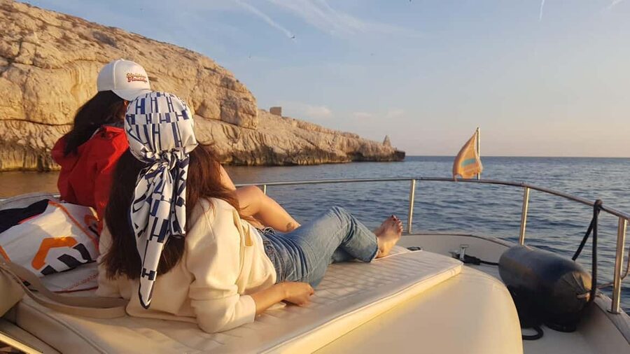 Marseille: Sunset Boat Cruise with Buffet and Organic Wine - Leaving Marseille’s Old Port on a quiet boat