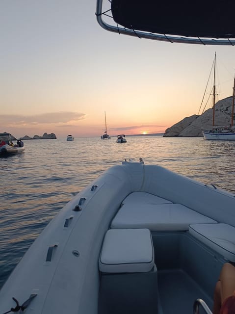Marseille: Sunset Boat Cruise with Rosé Wine & Snacks - Leaving from the Mucem and the Old Port