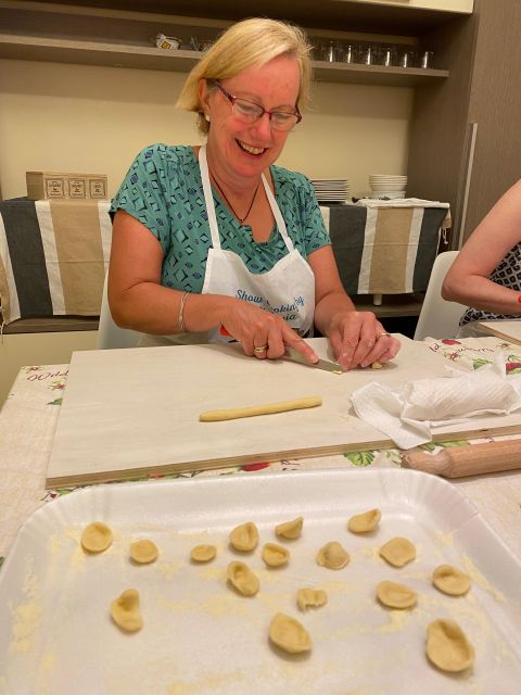 Masterclass Pasta & Focaccia with Wine - The focaccia lesson adds a second local specialty