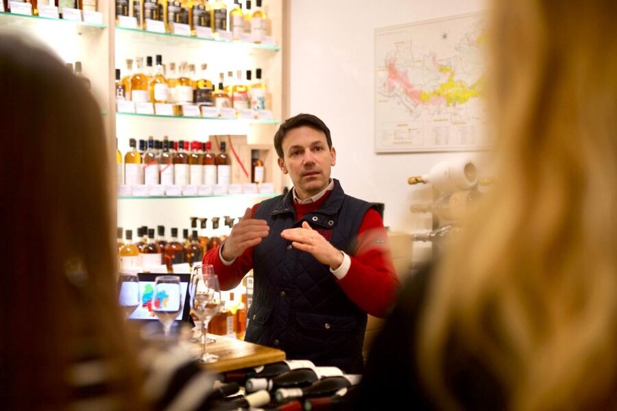 🍷 Masterclass Pinot Noir - Wine tasting in Dijon 🇫🇷 - Four glasses, one Burgundy lesson