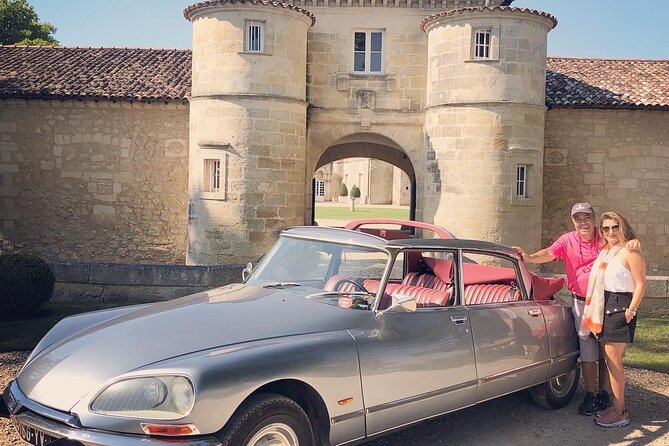 Médoc luxury wine tour aboard a Citroën DS Limousine Convertible - Saint-Julien and the château road