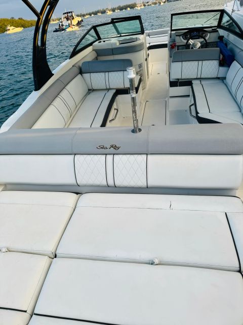 Miami: Guided Boat Tour with Champagne - Flagler Monument Island and the swimming stop