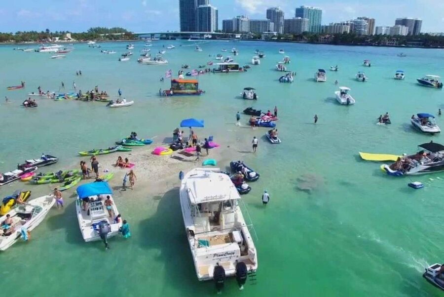Miami: Guided Boat Tour with Champagne - Sunset, sunrise, or city lights after dark