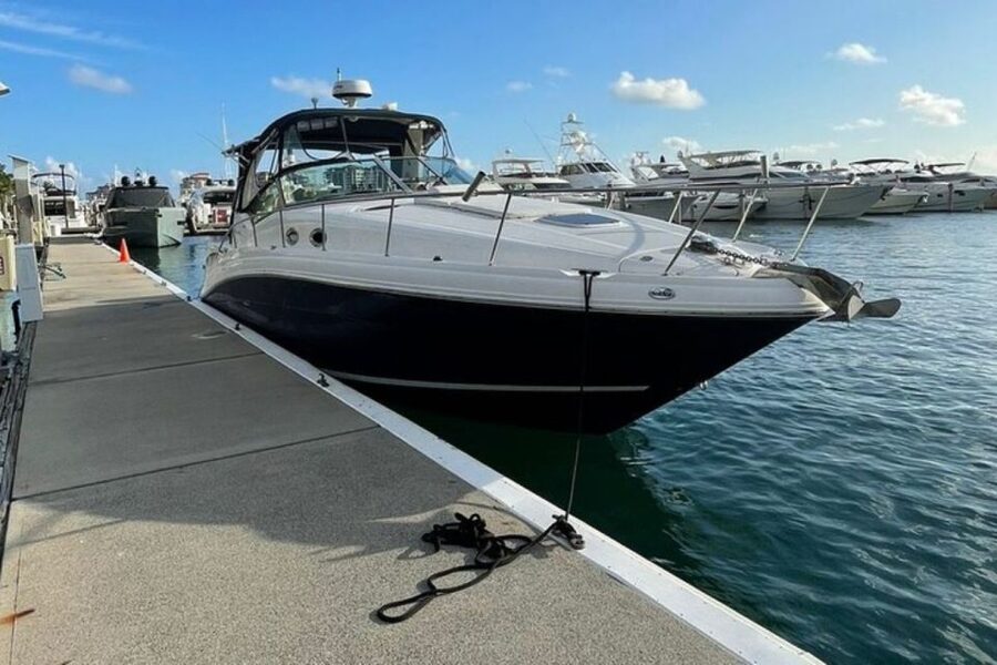 Miami: Private Yacht Cruise with Champagne - Captains who shape the experience