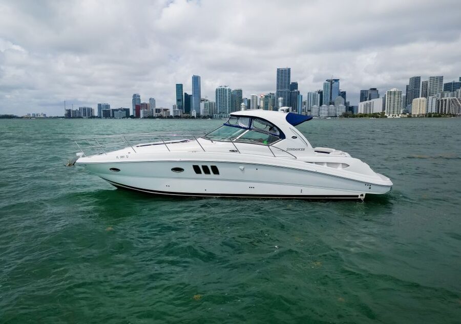Miami: Private Yacht Cruise with Champagne - Should you book the Miami yacht cruise?