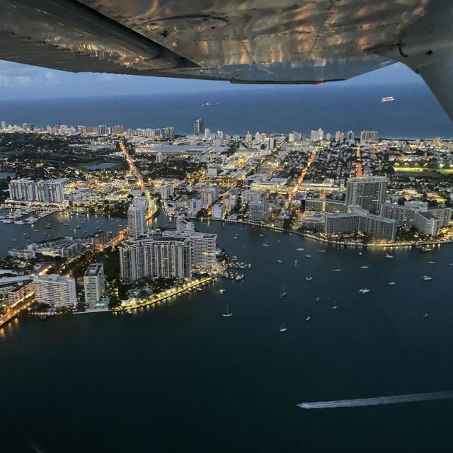Miami: Romantic 1-Hour Private Flight Tour with Champagne - Key details before you book