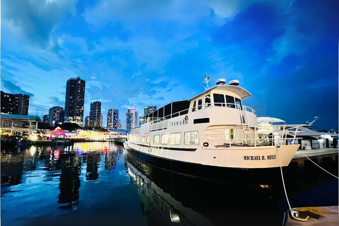 Miami Sunset Champagne Cruise with Skyline Views - Setting out from Bayside Marketplace