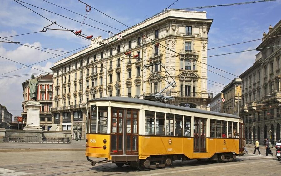 Milan: History & Street Food Tour with Wine Tasting - Who will get the most from this tour