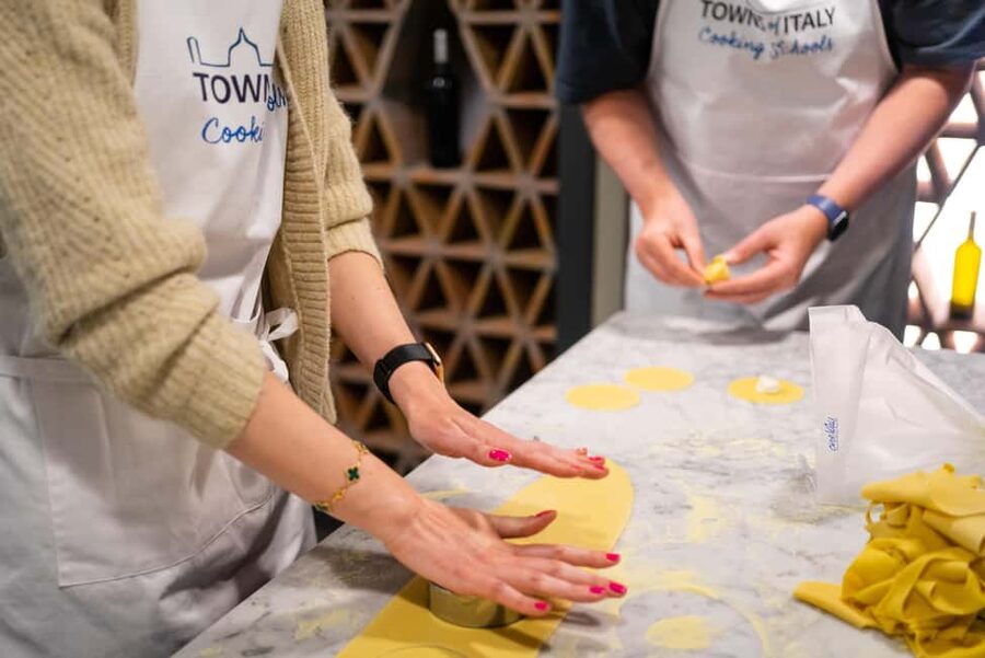 Milan: Pasta Class with Gelato or Tiramisù & Unlimited Wine - What the Chefs Add to the Class