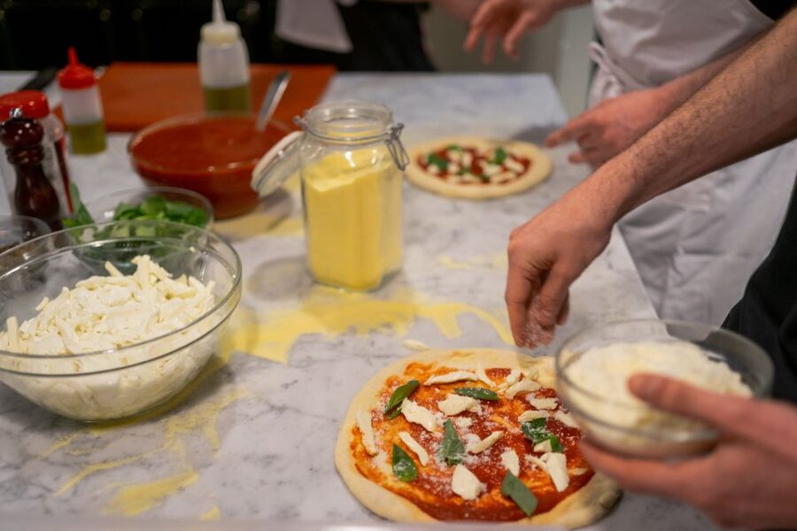 Milan: Pizza or Pasta and Gelato-Making Class with Wine - What you take home besides leftovers